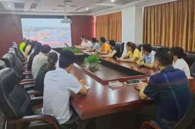 熱烈慶祝中國共產(chǎn)黨成立100周年！